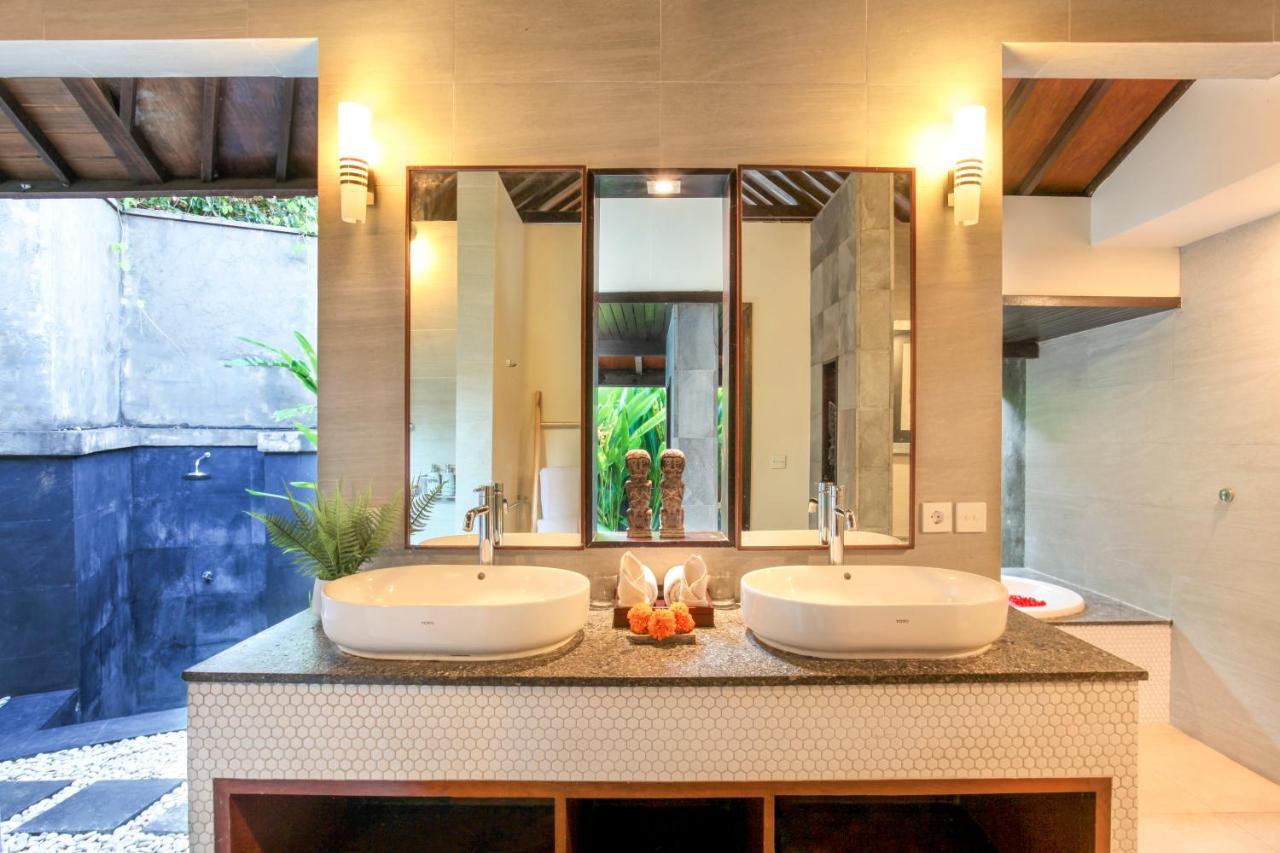 Asrina Villa'S Seminyak מראה חיצוני תמונה