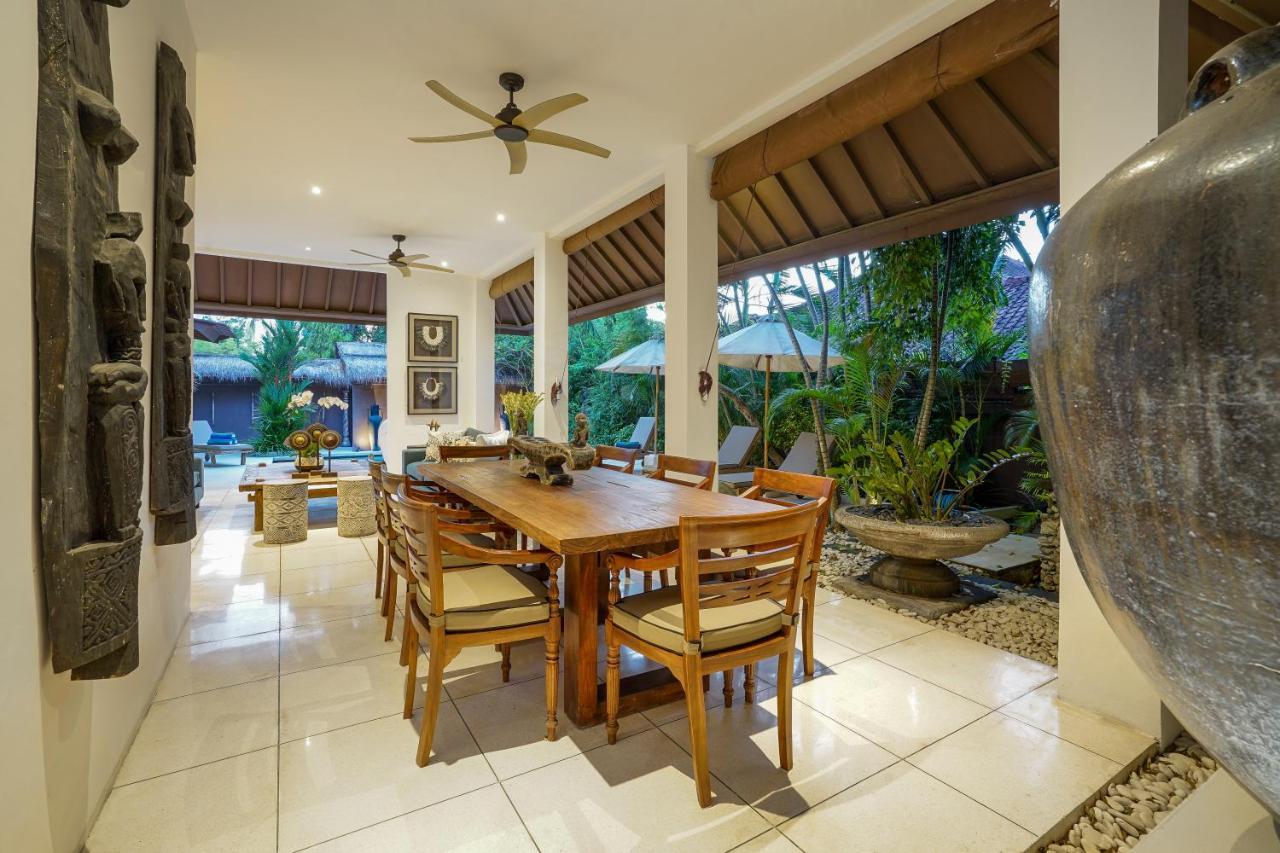 Asrina Villa'S Seminyak מראה חיצוני תמונה